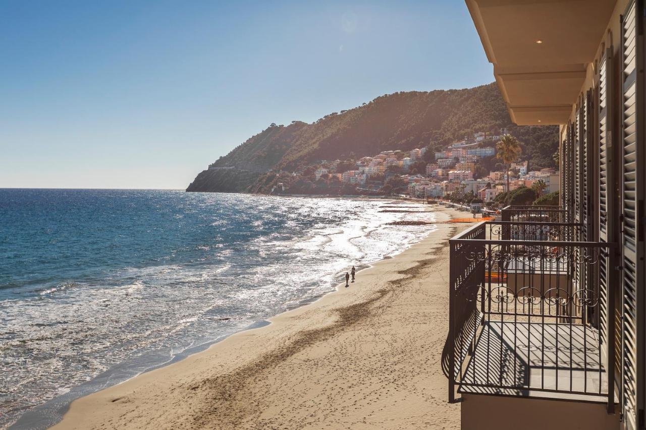 Hotel Windsor Laigueglia Exterior photo