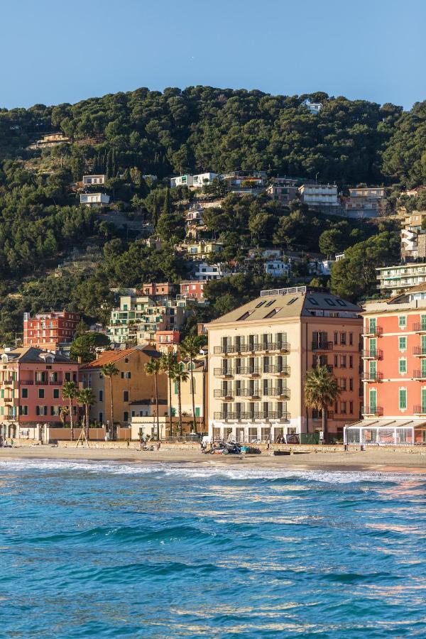 Hotel Windsor Laigueglia Exterior photo